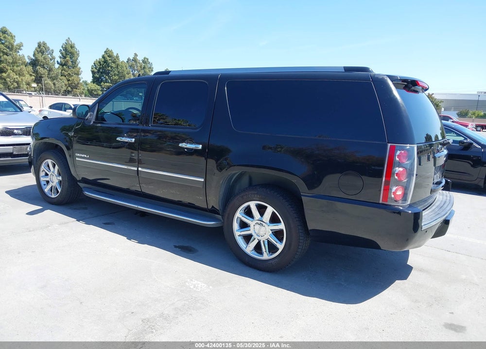 2011 GMC YUKON XL 1500 VIN: 1GKS1MEF9BR175909