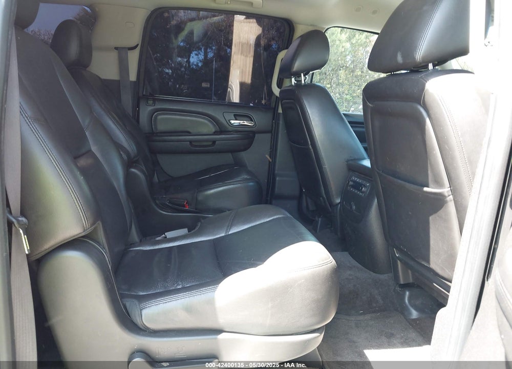 2011 GMC YUKON XL 1500 VIN: 1GKS1MEF9BR175909