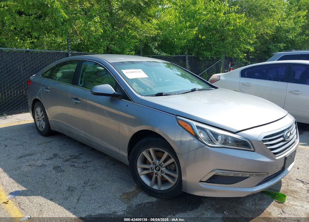 2015 HYUNDAI SONATA VIN: 5NPE24AF3FH152506