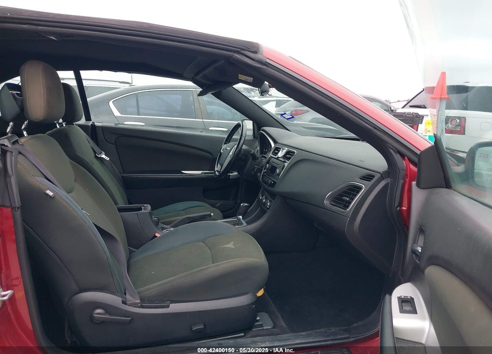 2011 CHRYSLER 200 TOURING VIN: 1C3BC2EG0BN532649