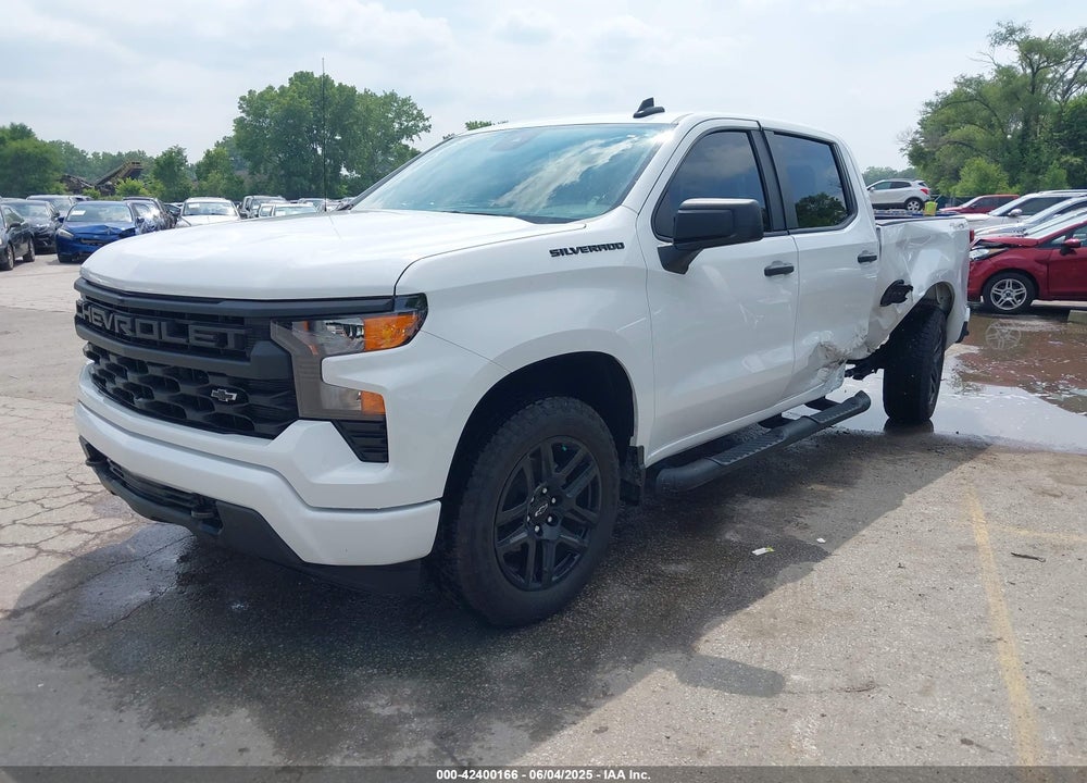 2024 CHEVROLET SILVERADO 1500 4WD  SHORT BED CUSTOM VIN: 1GCPDBEK9RZ315638