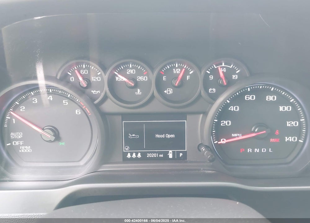 2024 CHEVROLET SILVERADO 1500 4WD  SHORT BED CUSTOM VIN: 1GCPDBEK9RZ315638