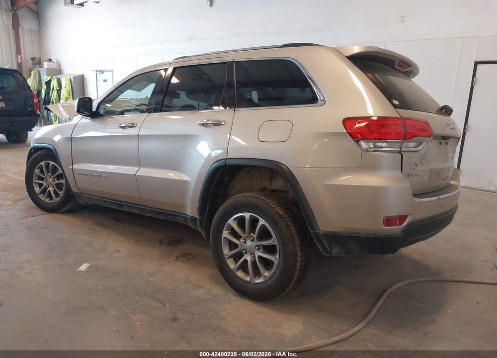 2015 JEEP GRAND CHEROKEE VIN: 1C4RJFBG4FC179135