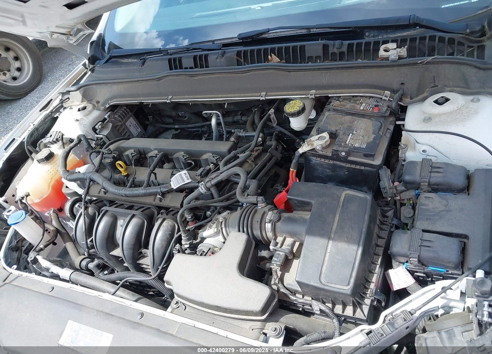 2019 FORD FUSION VIN: 3FA6P0G74KR102497