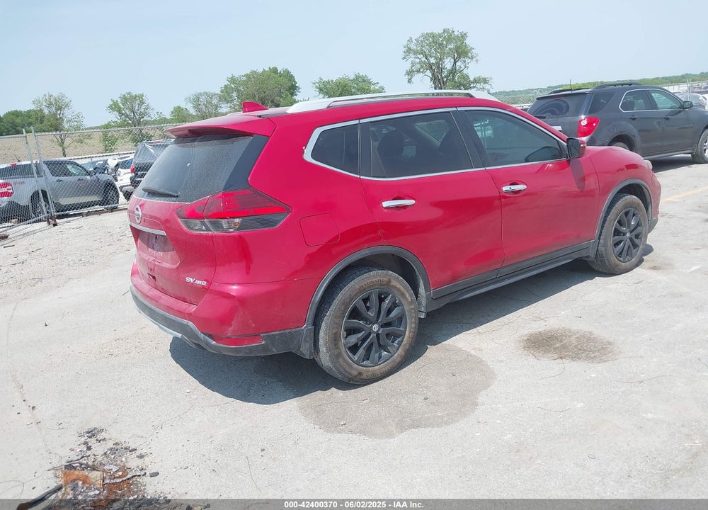 2017 NISSAN ROGUE VIN: 5N1AT2MV4HC802196