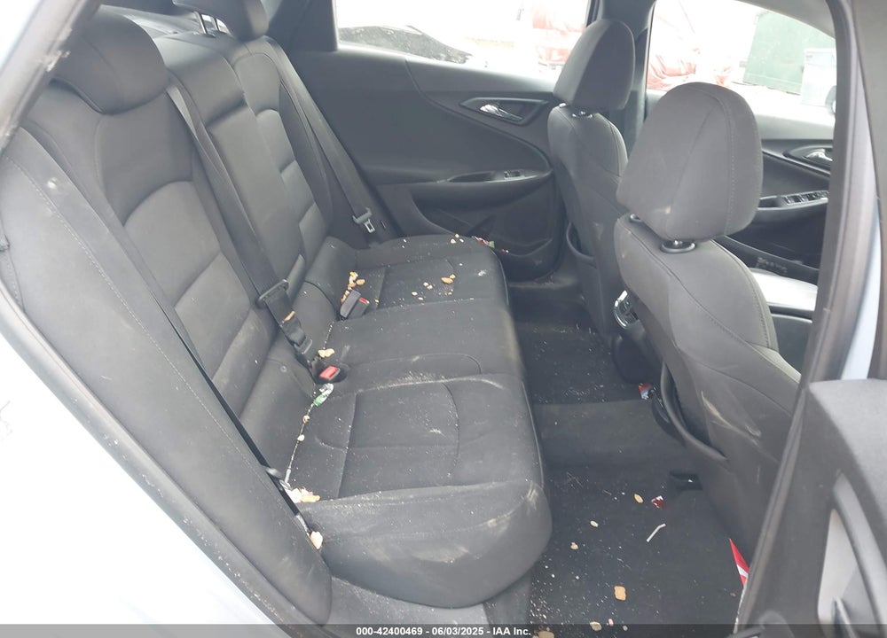 2018 CHEVROLET MALIBU VIN: 1G1ZD5ST4JF180994