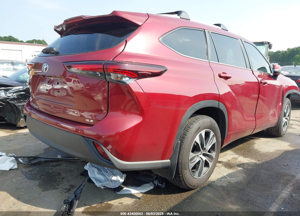 2024 TOYOTA HIGHLANDER VIN: 5TDKDRAHXRS548099