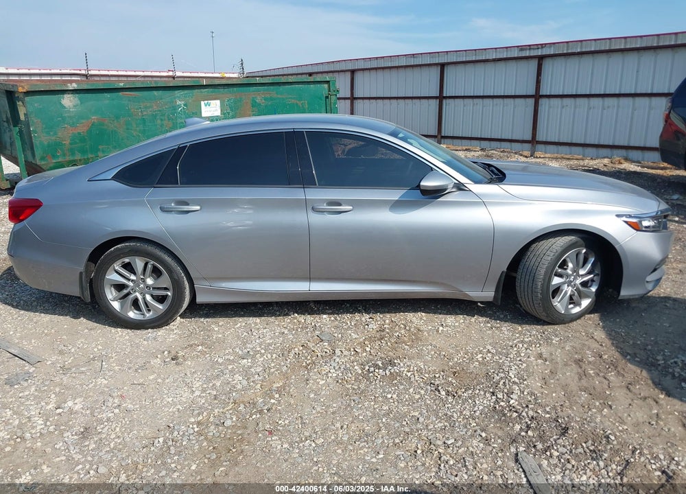 2019 HONDA ACCORD VIN: 1HGCV1F16KA011569