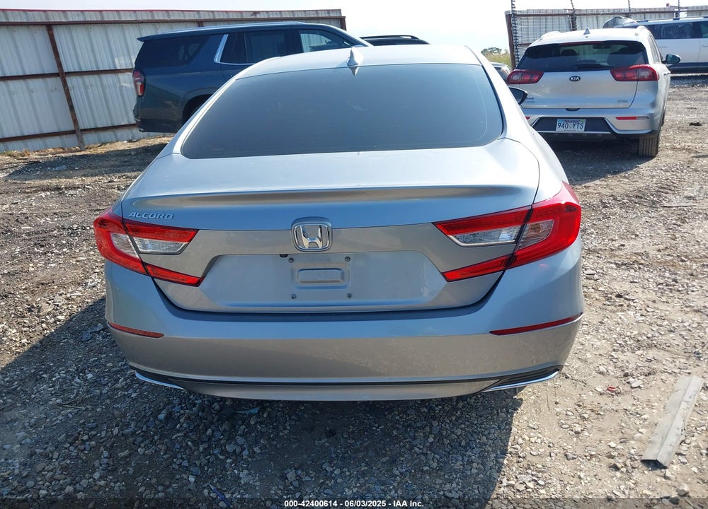2019 HONDA ACCORD VIN: 1HGCV1F16KA011569