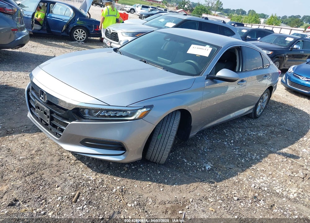 2019 HONDA ACCORD VIN: 1HGCV1F16KA011569