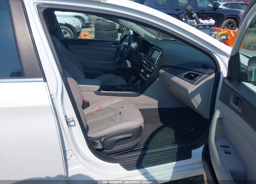 2018 HYUNDAI SONATA VIN: 5NPE34AF8JH613933