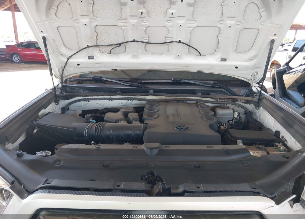 2011 TOYOTA 4RUNNER SR5 V6 VIN: JTEBU5JR6B5043167