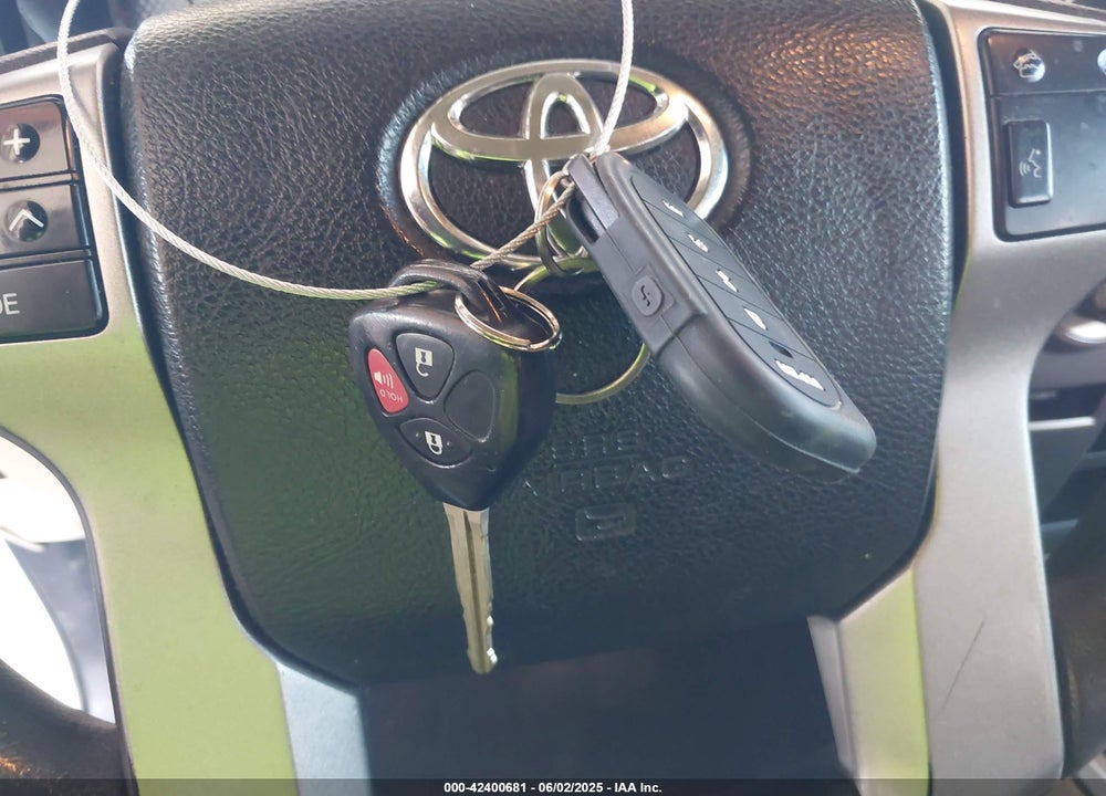 2011 TOYOTA 4RUNNER SR5 V6 VIN: JTEBU5JR6B5043167