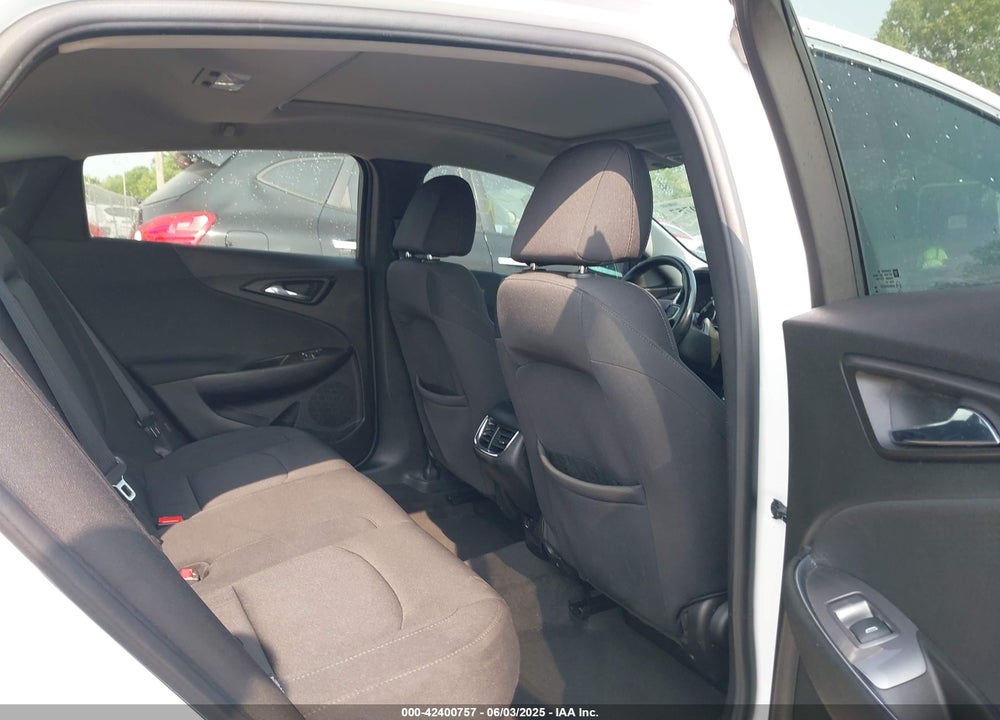 2018 CHEVROLET MALIBU VIN: 1G1ZD5ST7JF188328