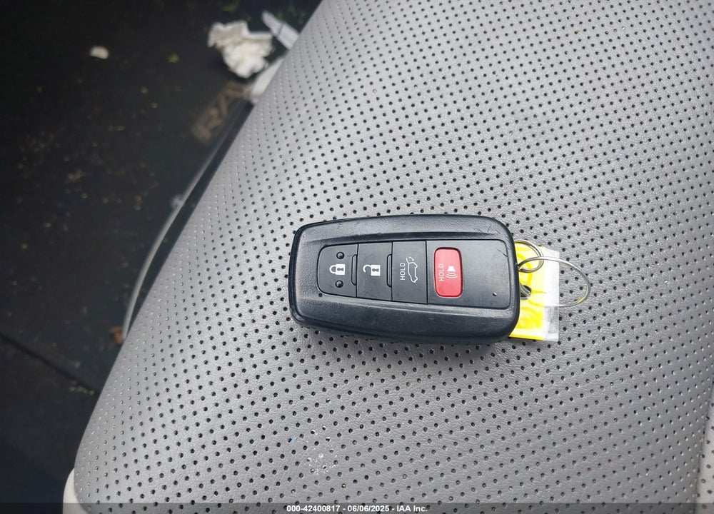 2019 TOYOTA RAV4 HYBRID VIN: 2T3DWRFV1KW021896