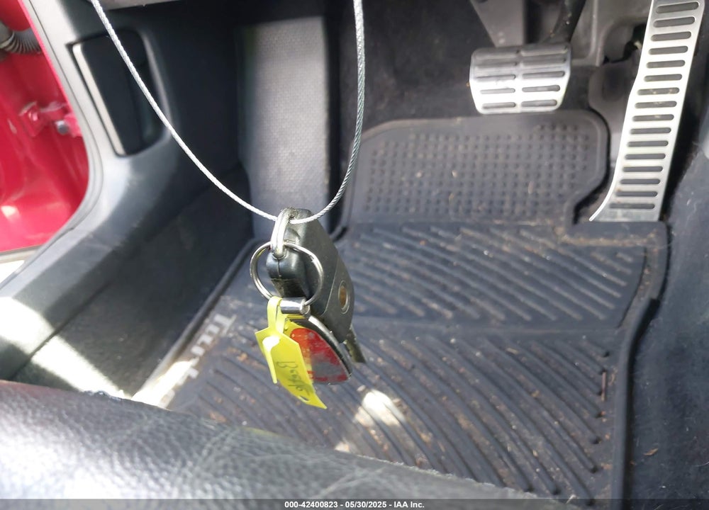 2012 VOLKSWAGEN BEETLE VIN: 3VWVA7AT8CM605905
