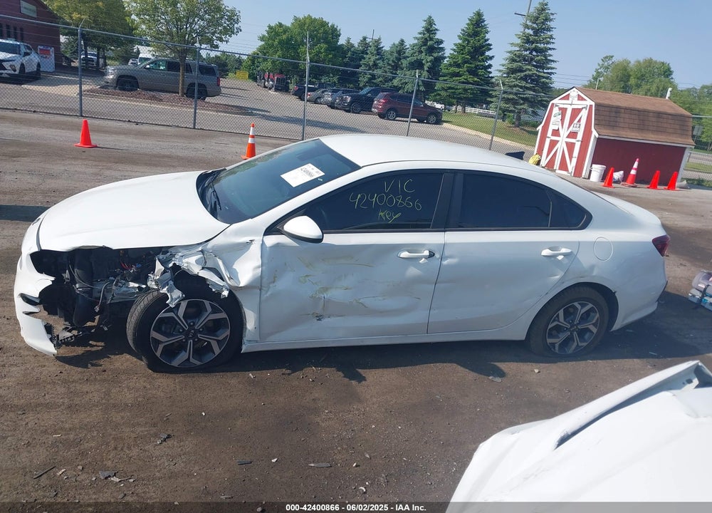 2019 KIA FORTE VIN: 3KPF24AD5KE136616