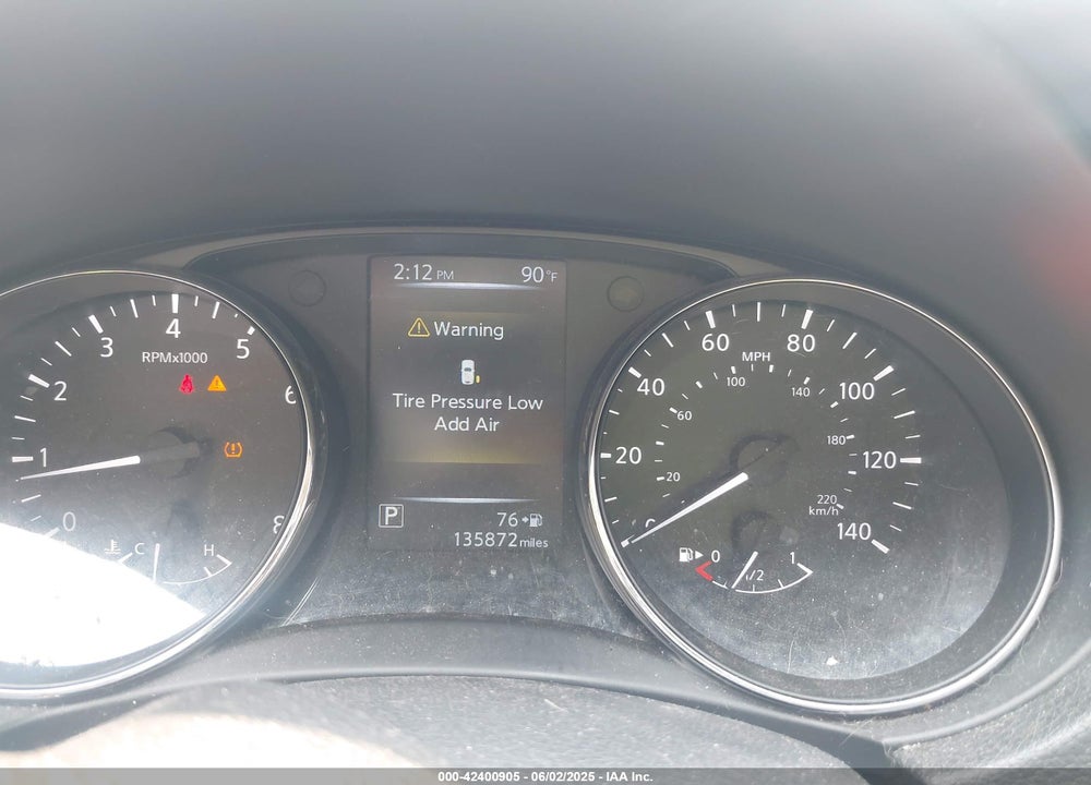 2017 NISSAN ROGUE VIN: 5N1AT2MT1HC885973
