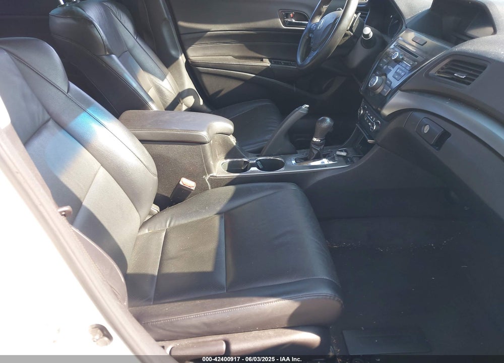 2014 ACURA ILX VIN: 19VDE1F53EE002442