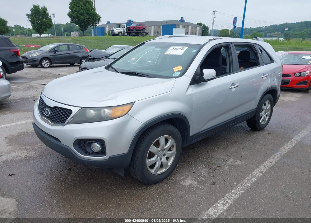 2011 KIA SORENTO VIN: 5XYKT3A19BG131062