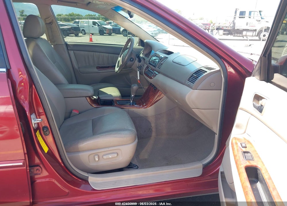 2005 TOYOTA CAMRY VIN: 4T1BE30K75U073648