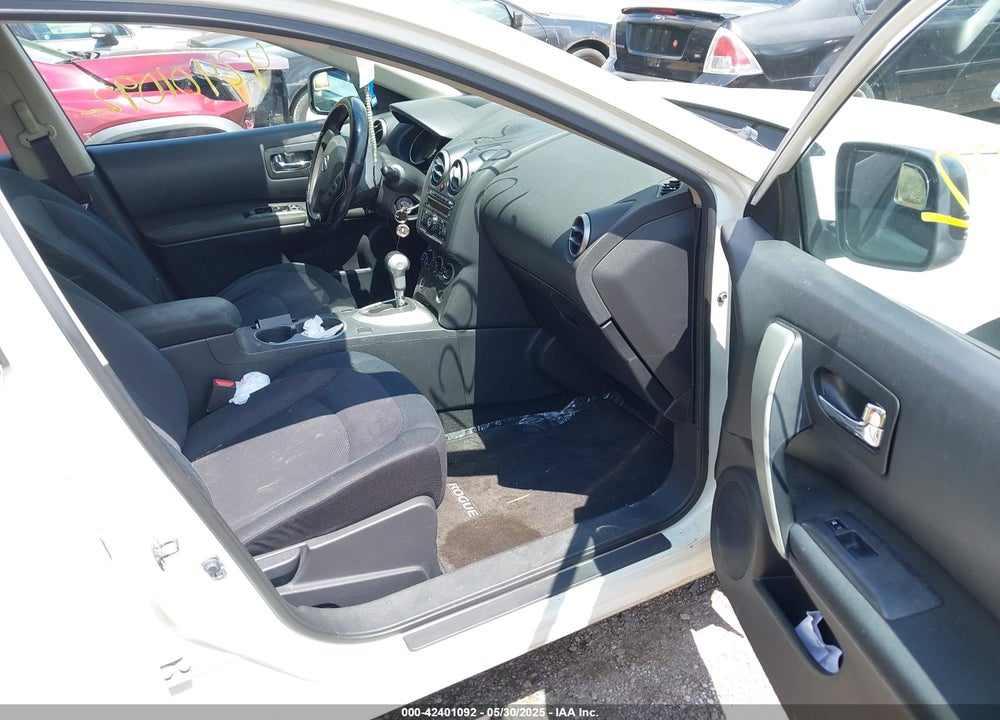2013 NISSAN ROGUE S VIN: JN8AS5MVXDW124043