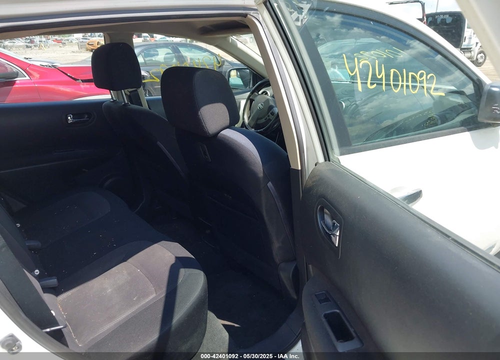 2013 NISSAN ROGUE S VIN: JN8AS5MVXDW124043