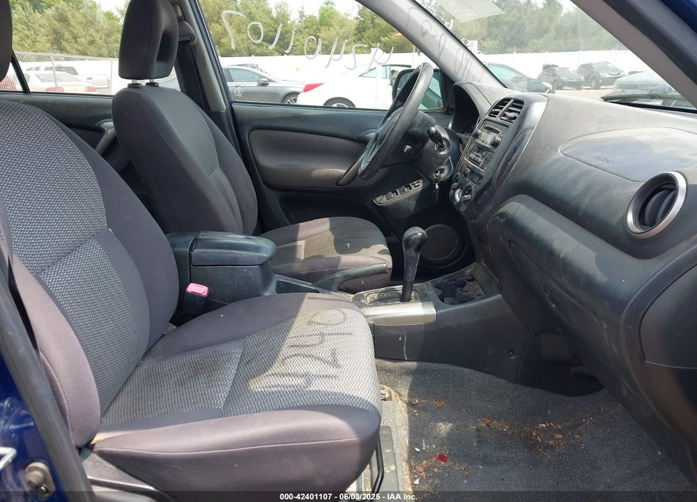 2005 TOYOTA RAV4 VIN: JTEGD20V250090006
