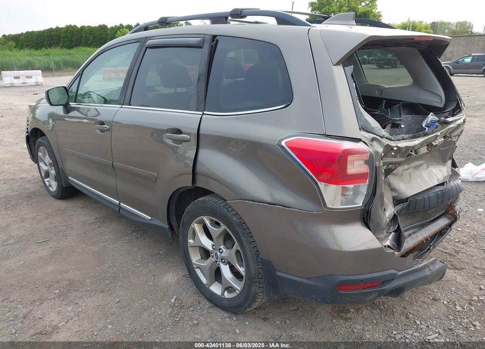 2017 SUBARU FORESTER VIN: JF2SJAWC6HH529707