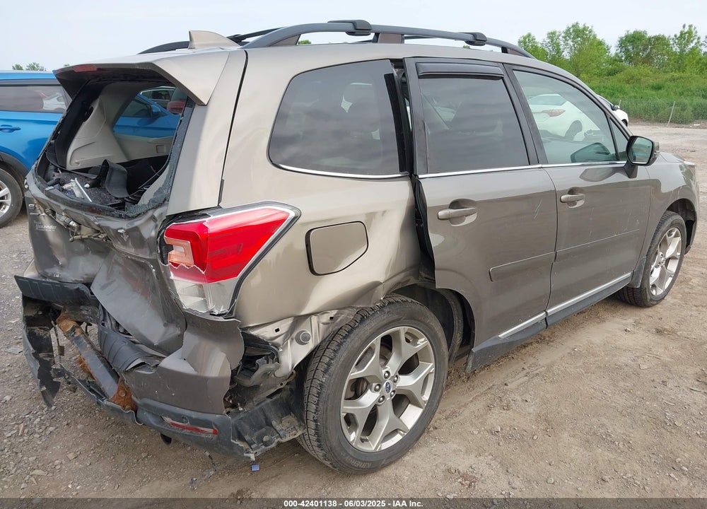 2017 SUBARU FORESTER VIN: JF2SJAWC6HH529707