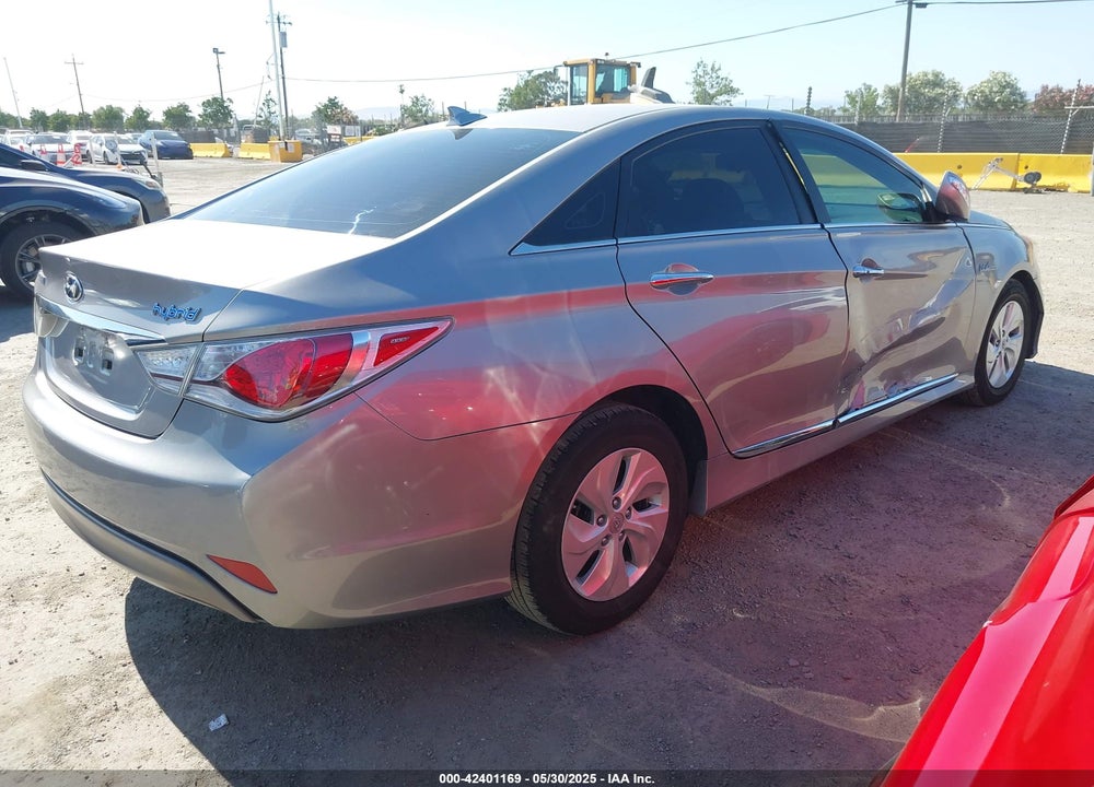 2013 HYUNDAI SONATA HYBRID VIN: KMHEC4A47DA073660