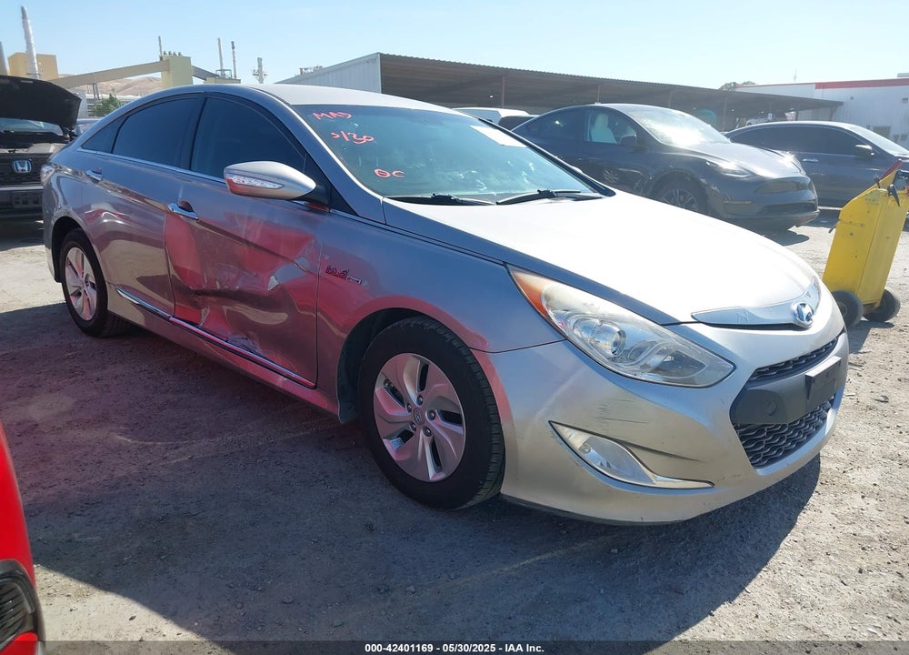 2013 HYUNDAI SONATA HYBRID VIN: KMHEC4A47DA073660