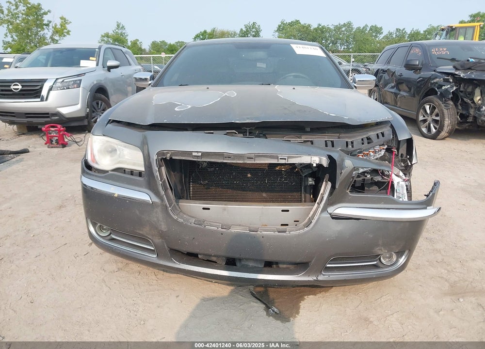 2011 CHRYSLER 300 LIMITED VIN: 2C3CA5CG1BH585626