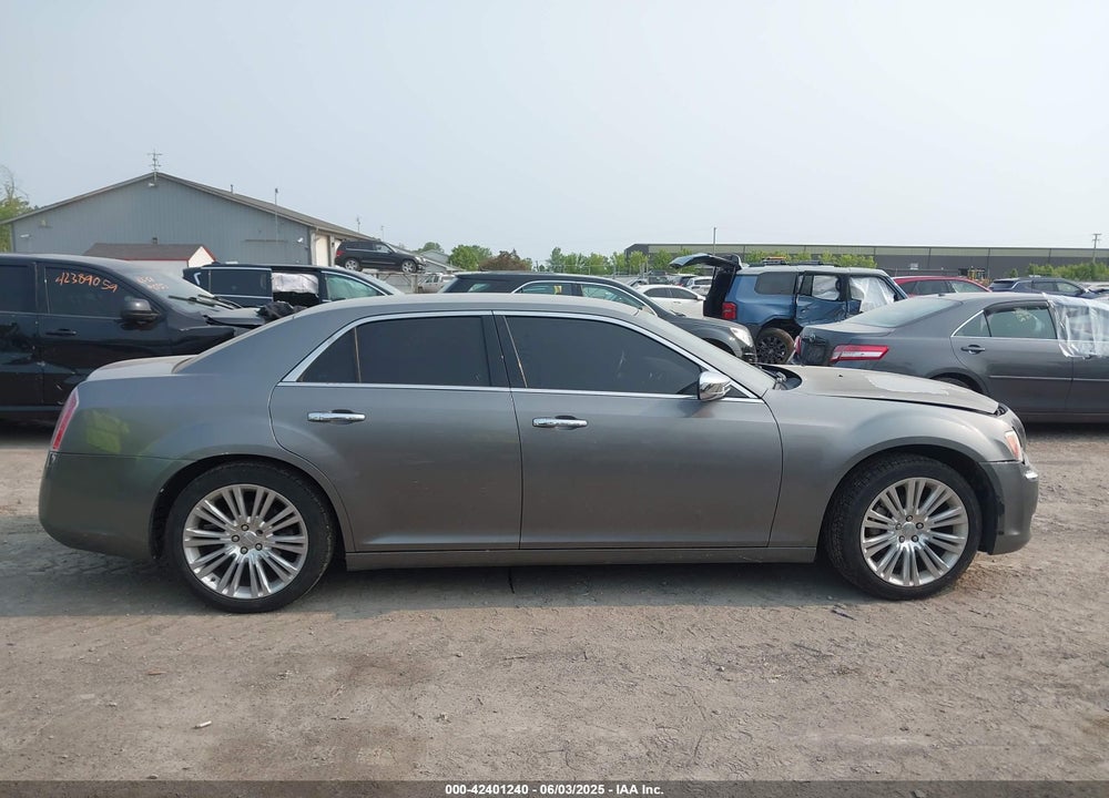 2011 CHRYSLER 300 LIMITED VIN: 2C3CA5CG1BH585626
