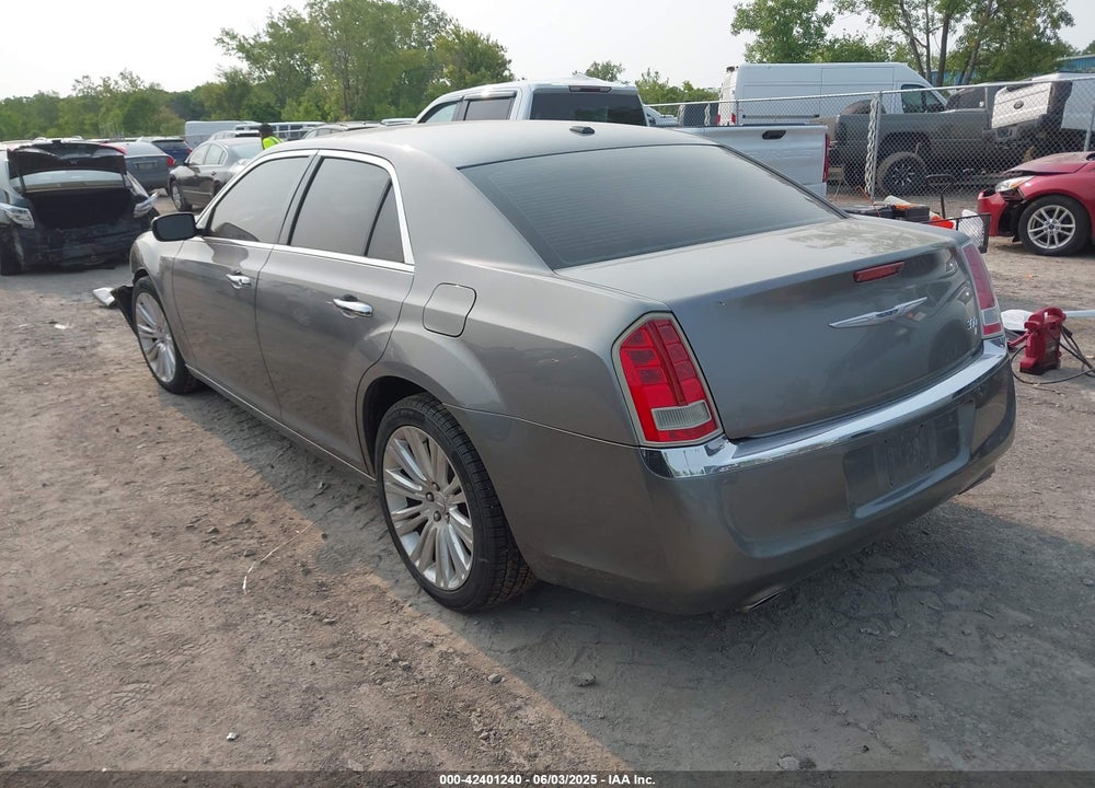 2011 CHRYSLER 300 LIMITED VIN: 2C3CA5CG1BH585626
