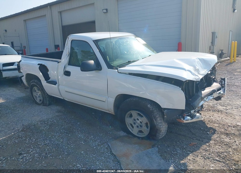 2004 CHEVROLET SILVERADO 1500 LS VIN: 1GCEK14T94Z295501