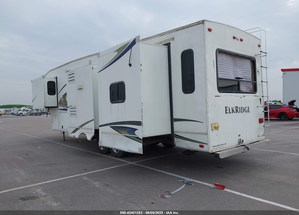 2011 HEARTLAND 34QSRL VIN: 5SFRG3728BE220520