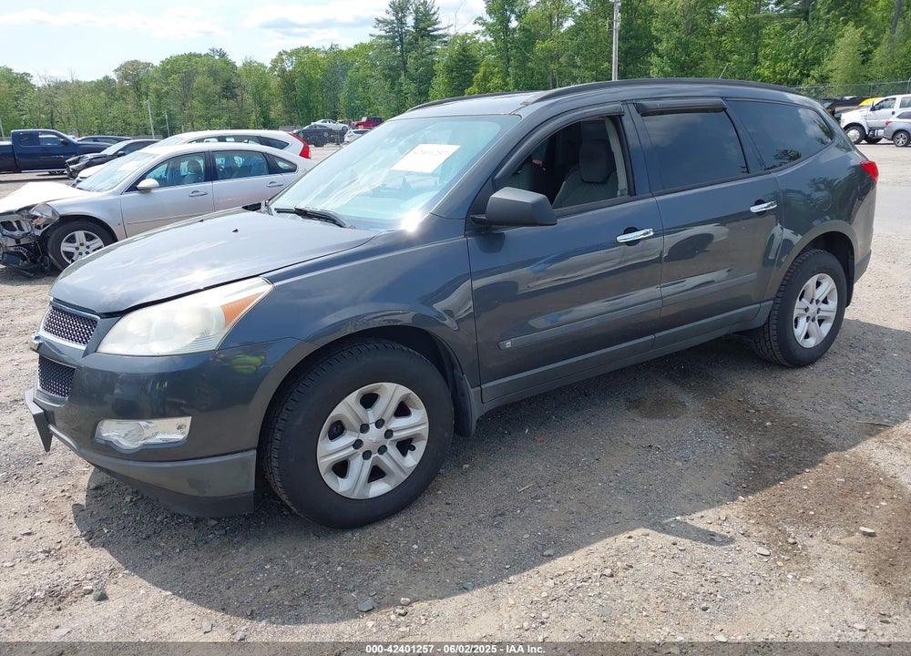 2009 CHEVROLET TRAVERSE VIN: 1GNEV13D79S111357
