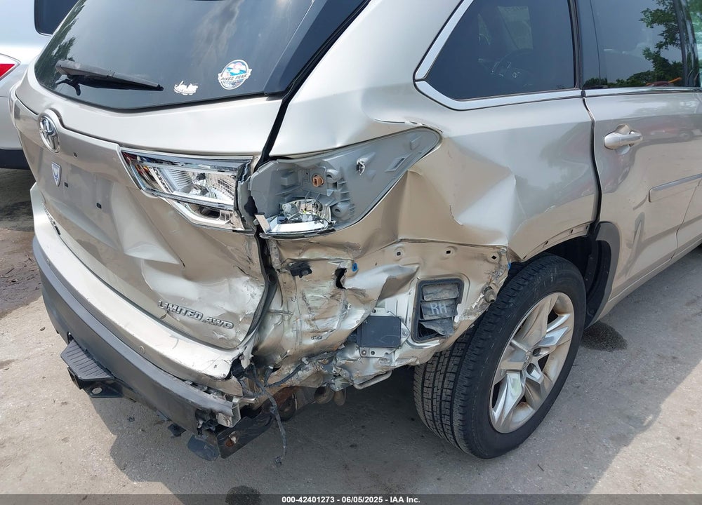 2015 TOYOTA HIGHLANDER VIN: 5TDDKRFH0FS097834