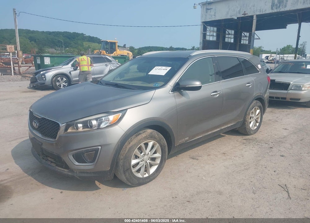 2016 KIA SORENTO VIN: 5XYPGDA51GG158444