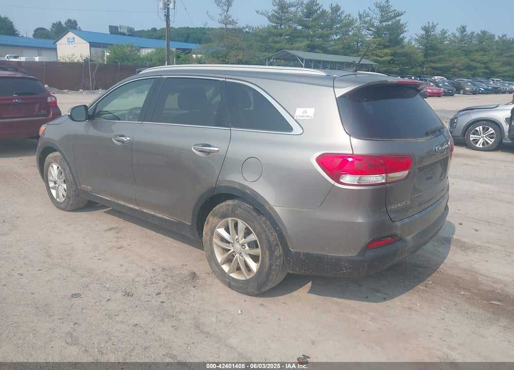 2016 KIA SORENTO VIN: 5XYPGDA51GG158444