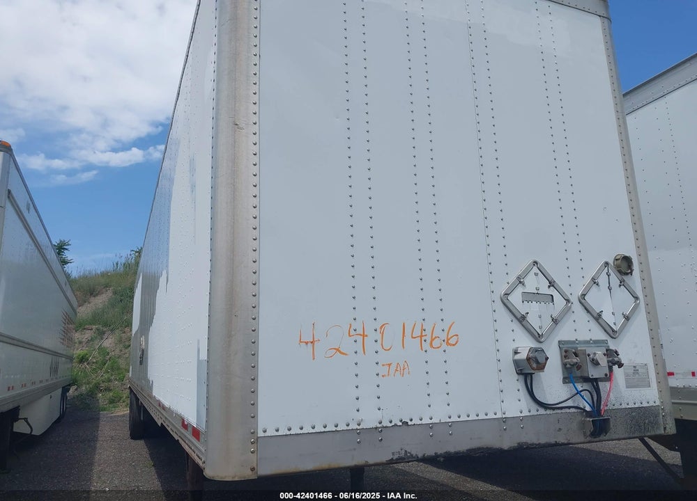 2011 WABASH NATIONAL CORP --- VIN: 1JJV482VXBL385612