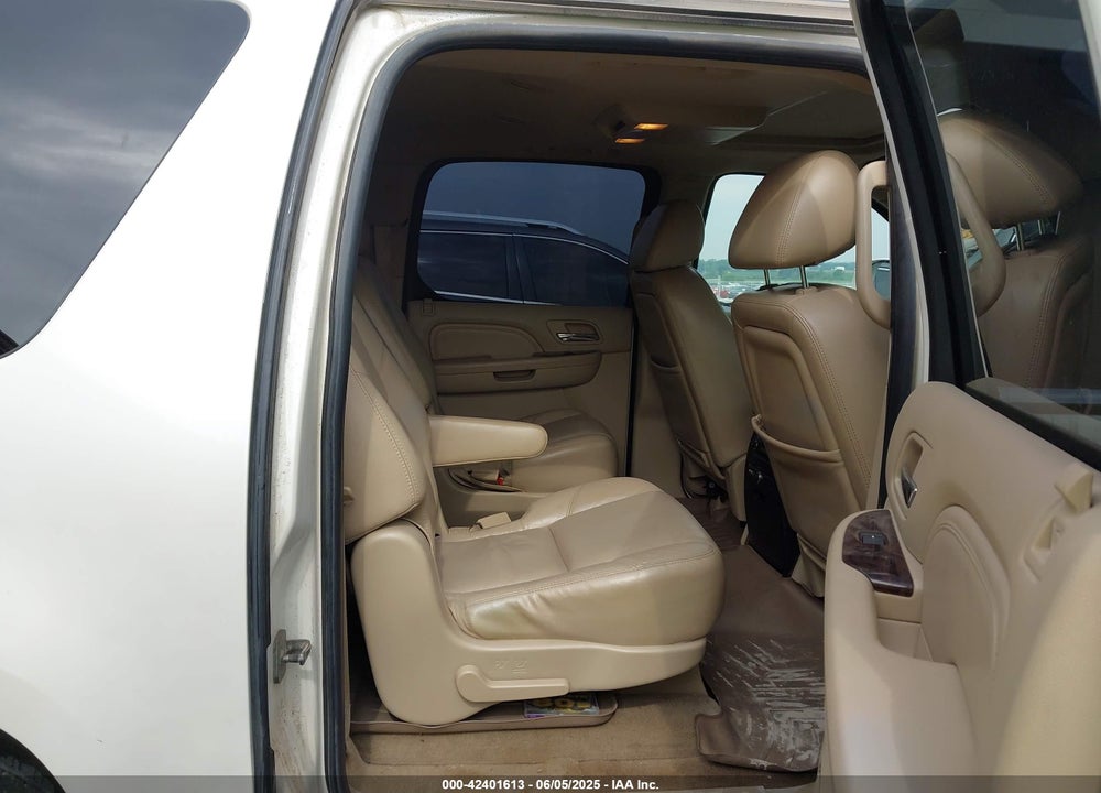 2009 CADILLAC ESCALADE ESV STANDARD VIN: 1GYFK26239R287345