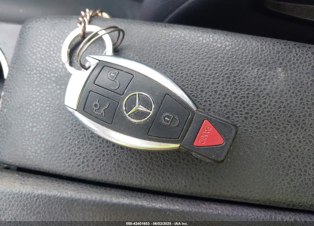 2014 MERCEDES-BENZ C CLASS VIN: WDDGF4HB3ER303650