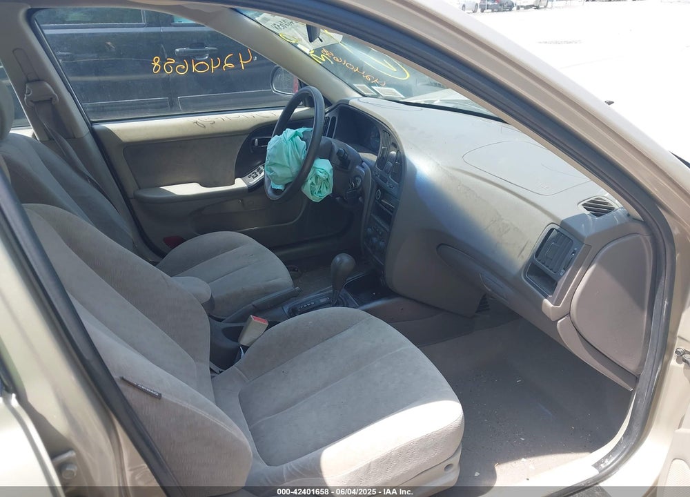 2005 HYUNDAI ELANTRA GLS/GT VIN: KMHDN46D05U126262