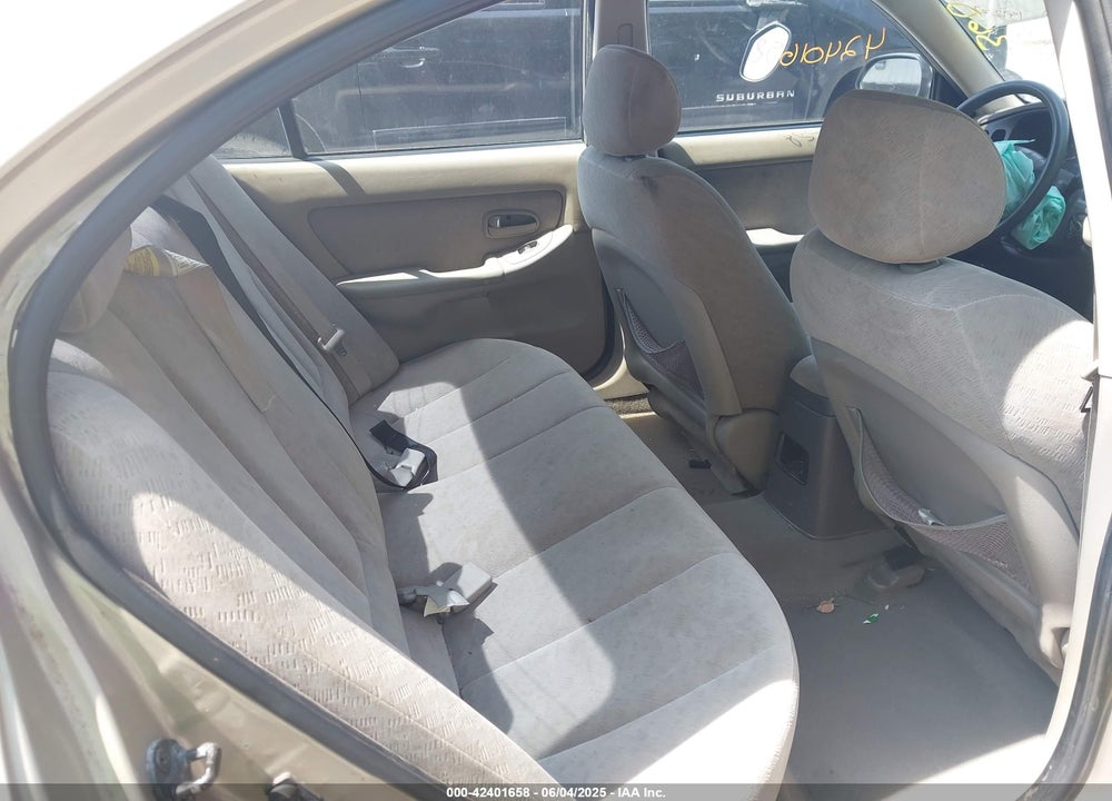 2005 HYUNDAI ELANTRA GLS/GT VIN: KMHDN46D05U126262