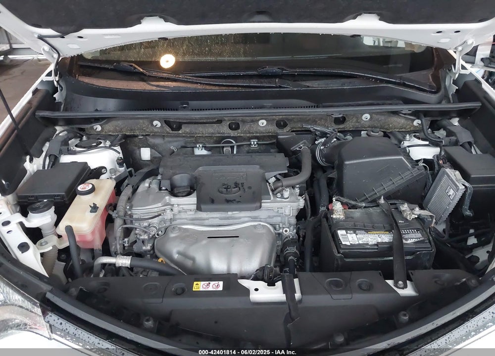 2018 TOYOTA RAV4 VIN: JTMZFREV1JD130846