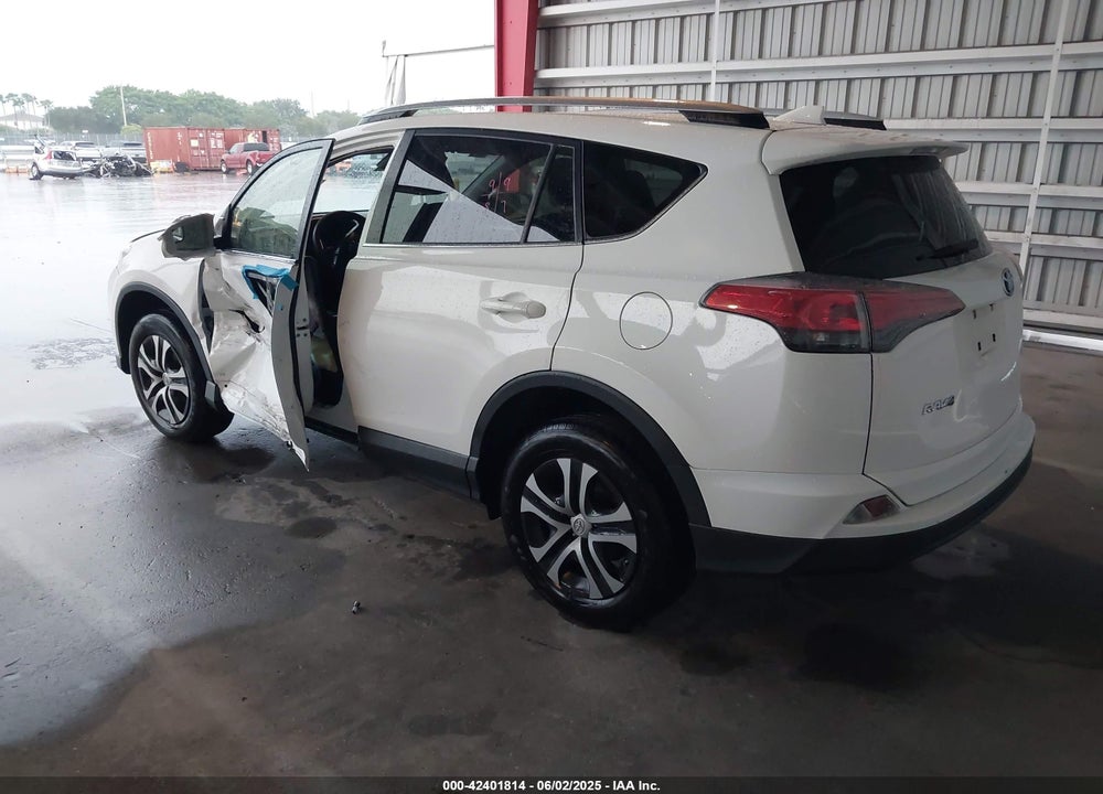2018 TOYOTA RAV4 VIN: JTMZFREV1JD130846