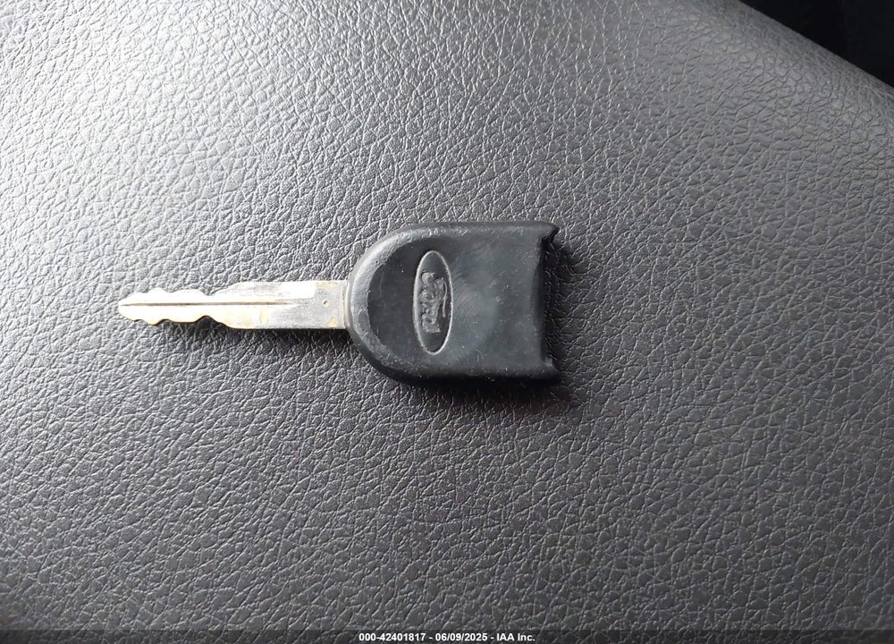 2006 FORD MUSTANG V6 VIN: 1ZVFT80N765224516
