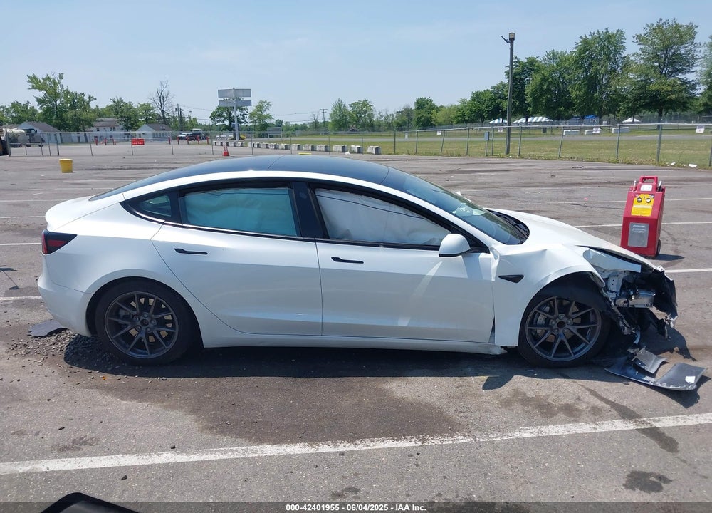 2023 TESLA MODEL 3 VIN: 5YJ3E1EAXPF645384